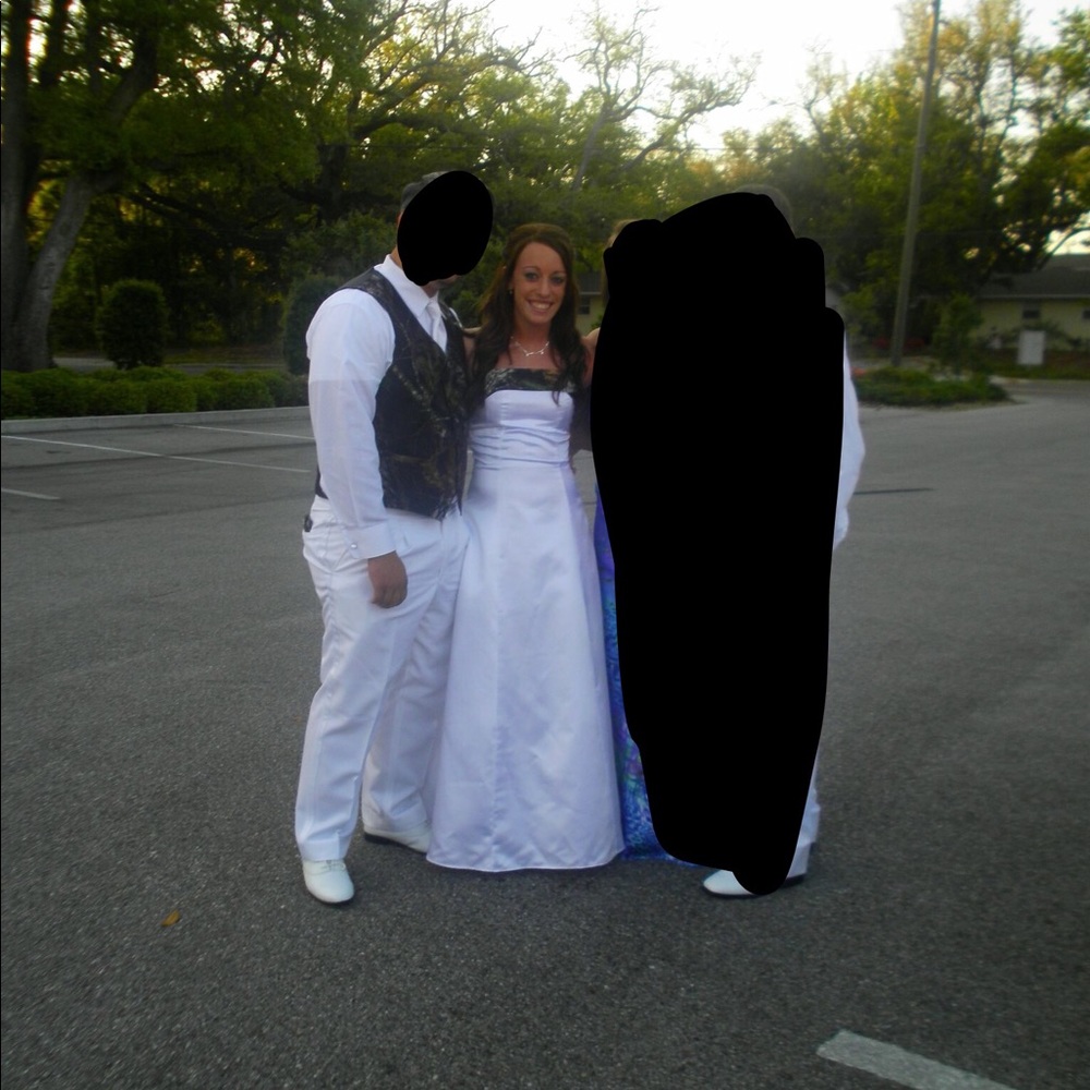Prom Dress - Picture 5 of 6